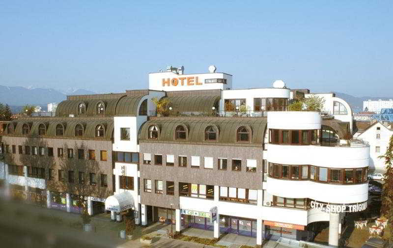 Skycity Hotel Atrigon Klagenfurt am Woerthersee ภายนอก รูปภาพ